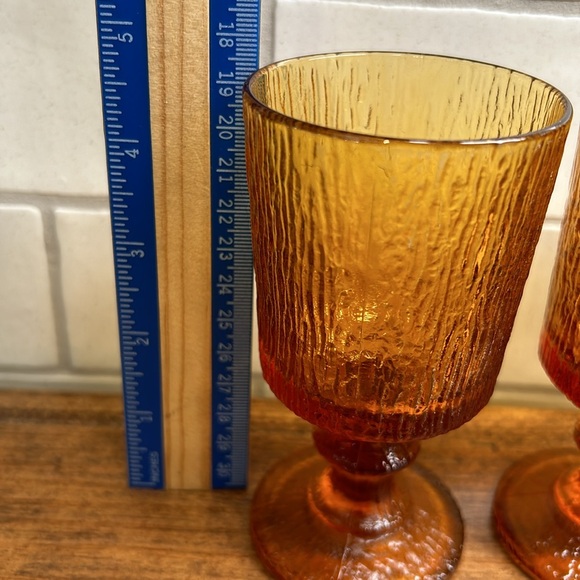 Vintage Ravenhead Siesta Mid Century Textured Stemmed Amber Glasses Set Of Four - Picture 5 of 16